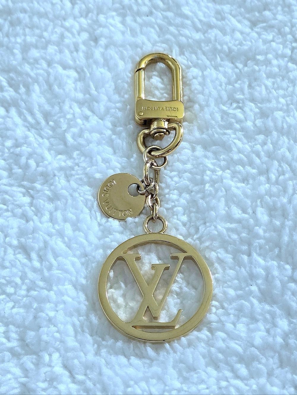 Louis Vuitton Circle Bag Charm WITHOUT Keyholder - Used - Picture 2 of 16
